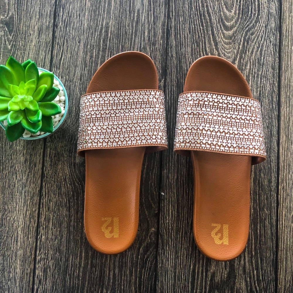Adorable Sparkly Slides - Picture 5 of 5